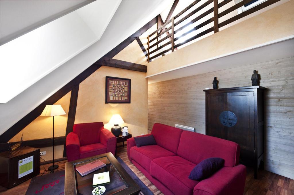 Hotel Logis Le Quai Fleuri Les Villages Voveens Habitación foto